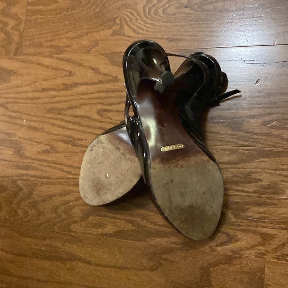 GUC Cole Haan Nike Air Open Toed Herls, Size 8.5, black patent, 4” heels, dog - Picture 4 of 7